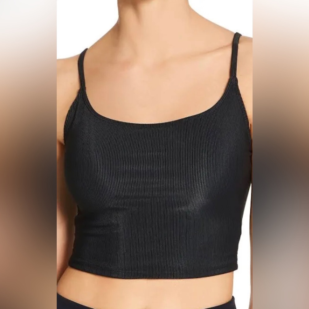 Onzie black ribbed tanks black size medium